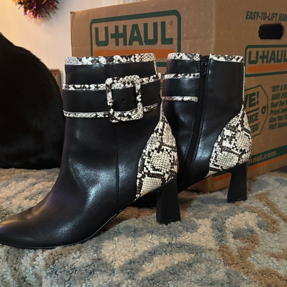 Ashro Black and Snake Pattern Ankle Booties